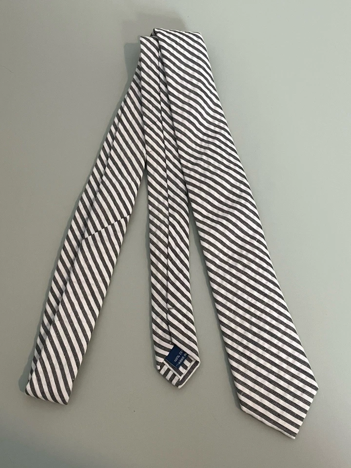 La barra de corbata, corbata de cuello 100 % algodón, rayas diagonales grises y blancas Foto 2 de 4