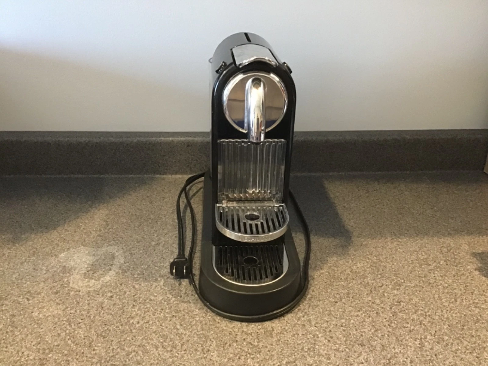 Nespresso D110 espresso maker