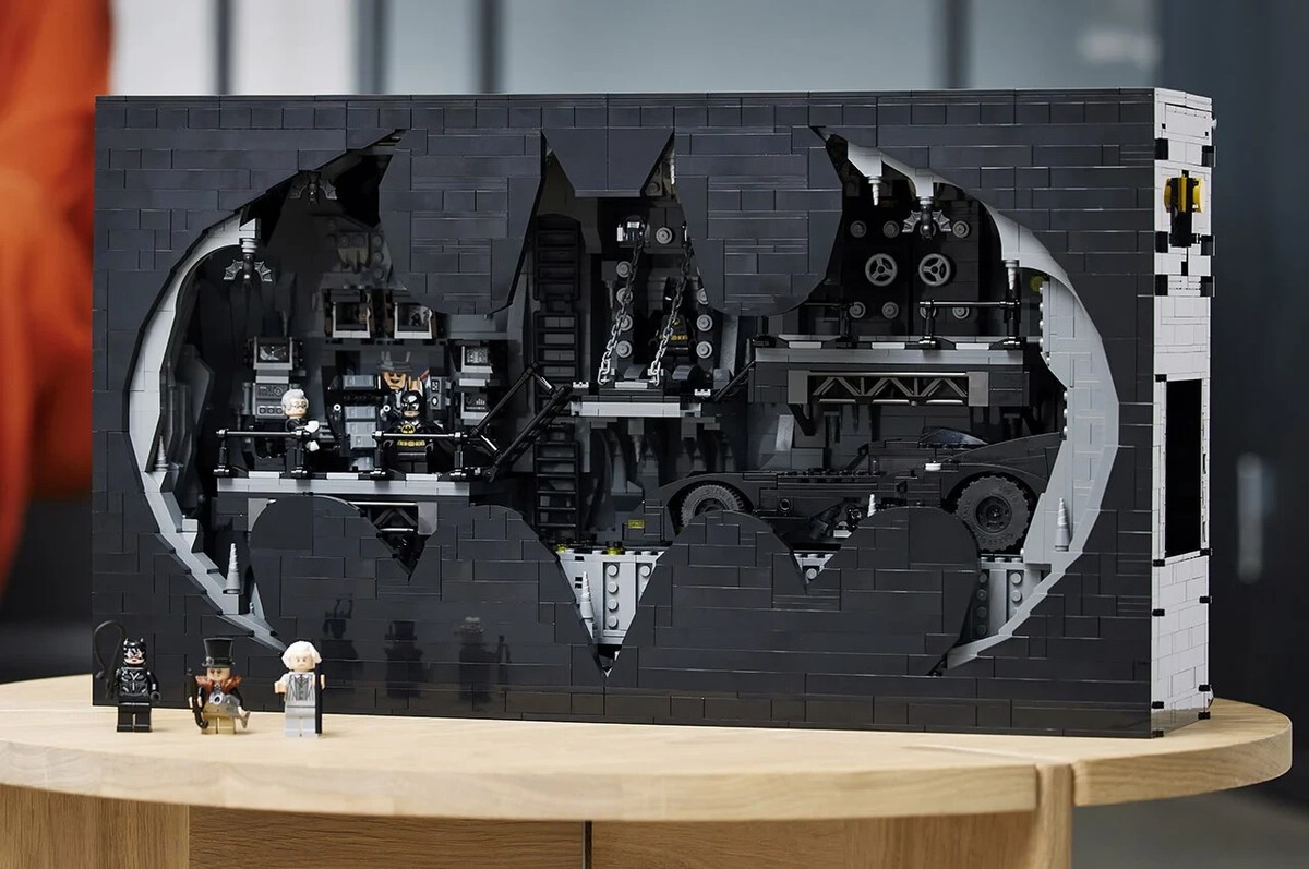 SECRETBASECURETOY HANG BATCAVE 地獄箱ヘルボックス Batcave Shadow Box (Set 76252) - Perfect Building Blocks