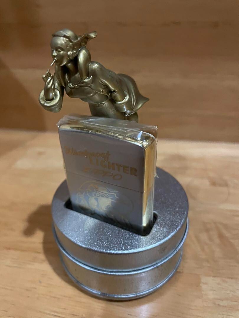 Zippo Windy lighter with music box with music box