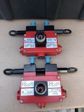 1x Honeywell 2CLSB1T1A Dual Head Cable Pull Safety Limit Switch #B-10A