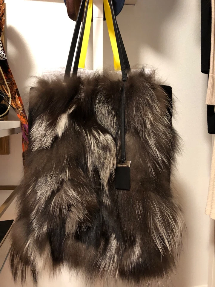 Cartera grande Michael Kors Eleanor de piel de zorro genuina Foto 3 de 4