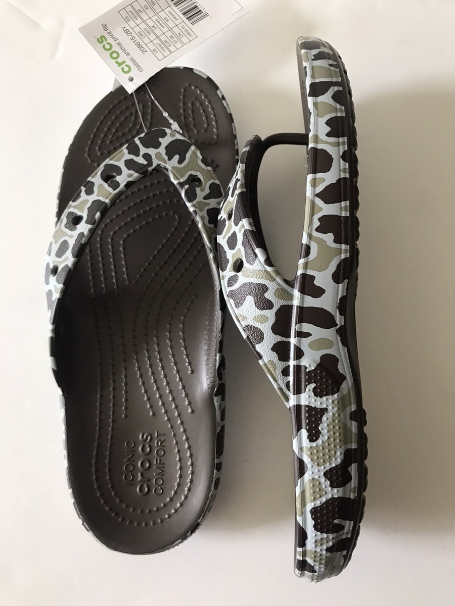 エス WOMEN'S CROCS KHAKI/LEOPARD CLASSIC ANIMAL PRINT BEACH/POOL FLIP