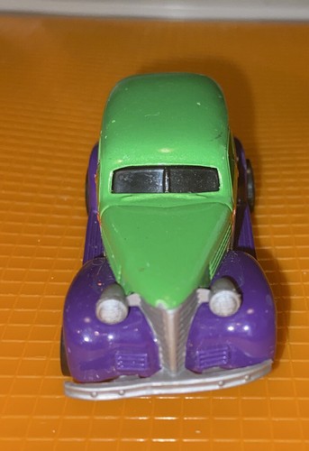 Vintage 1992 Matchbox Daffy Duck 1939 Chevrolet Sedan Delivery Van Rare Original - Picture 3 of 7