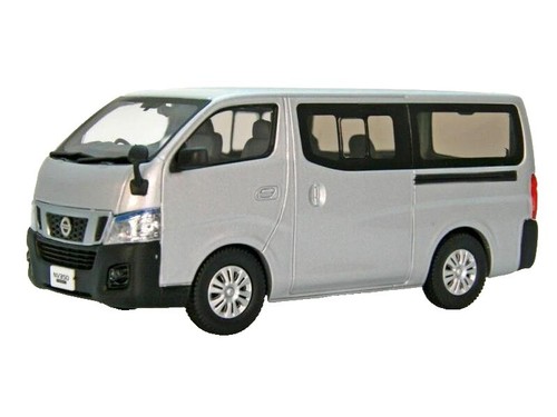 EBBRO 1/43 Nissan NV350 Caravan Van DX 2012 Silver Finished