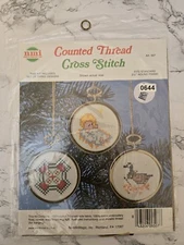Vintage NOS Needle Magic  Christmas Ornament Cross Stitch Kit #507