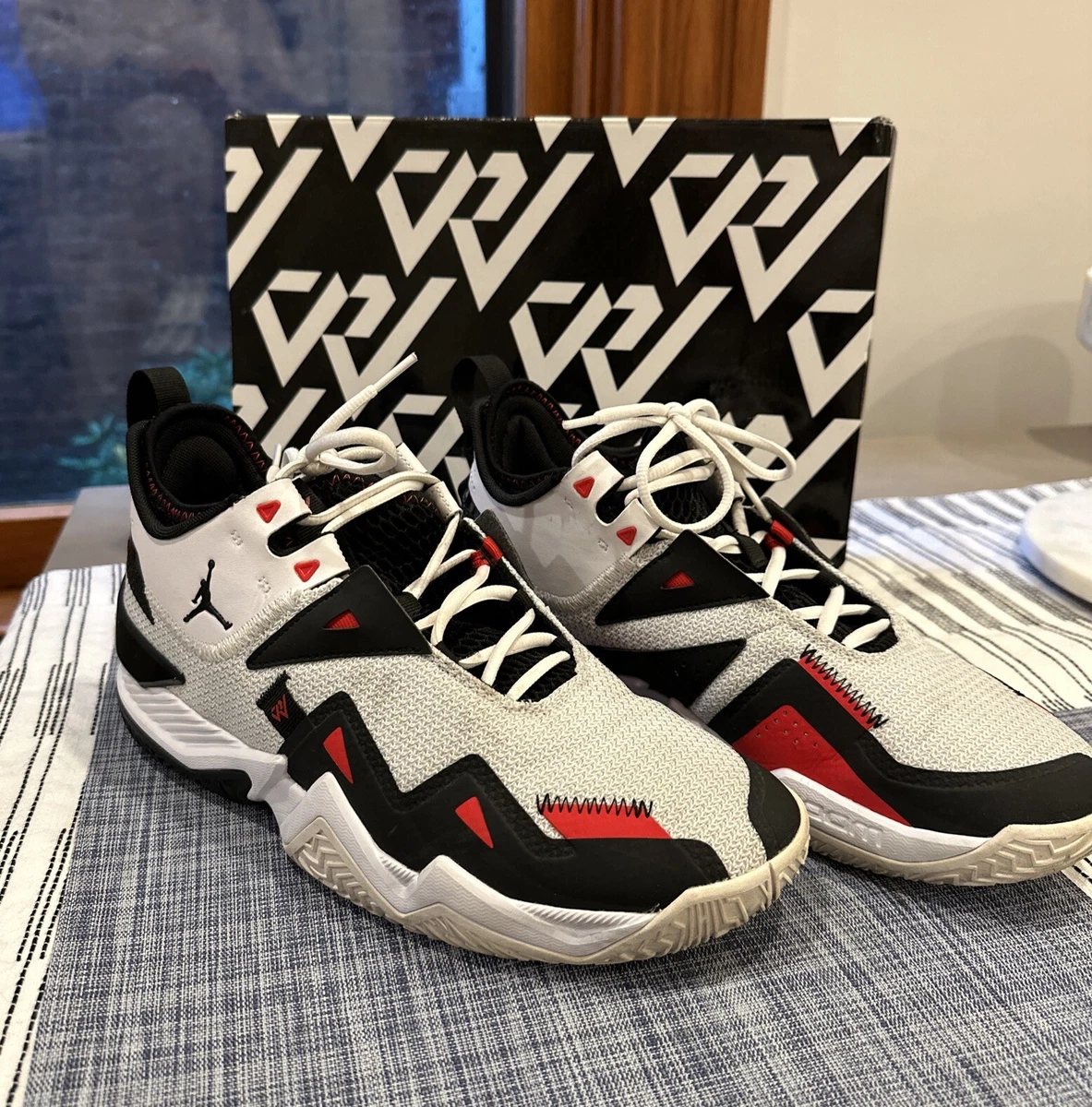 Las mejores ofertas en Jordan Westbrook One Take Black Toe | eBay