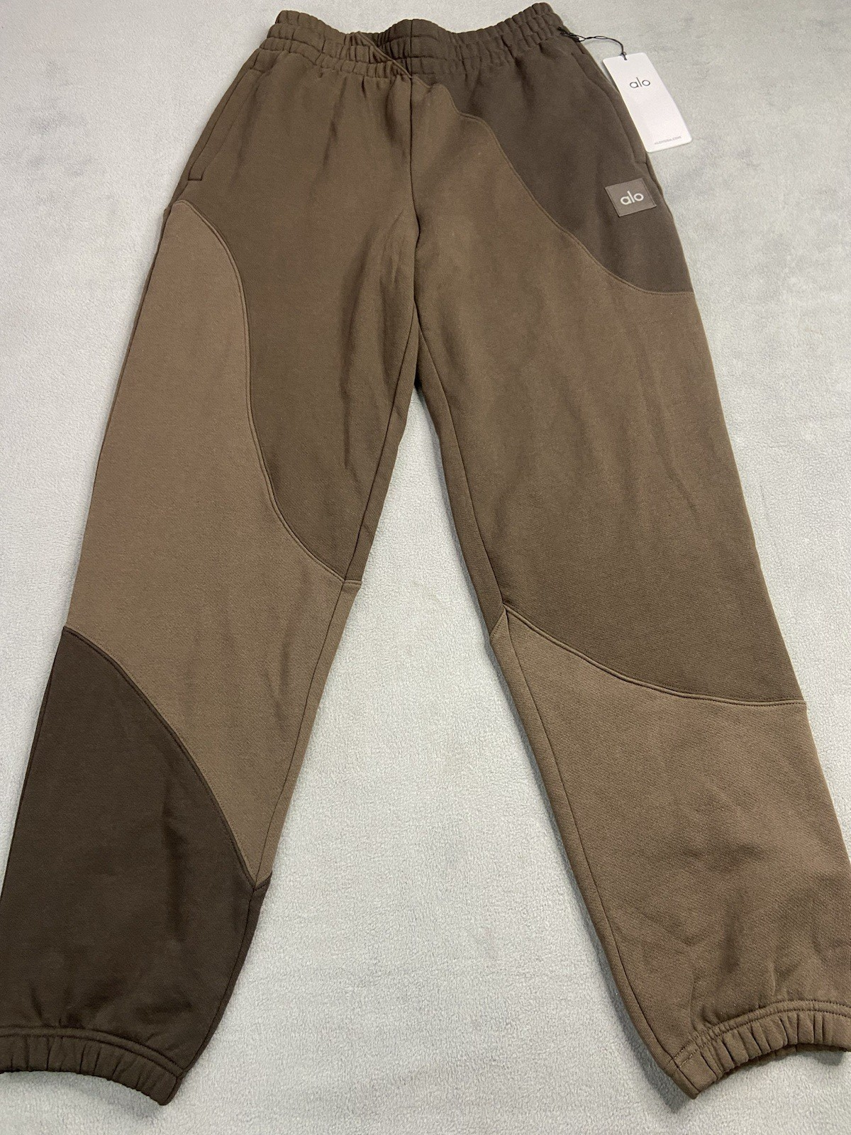 ALO Women's XS Expresso Make Waves Sweatpant Jogger for Yoga Dance Gym-image