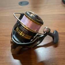 SHIMANO C3000HG spinning reel