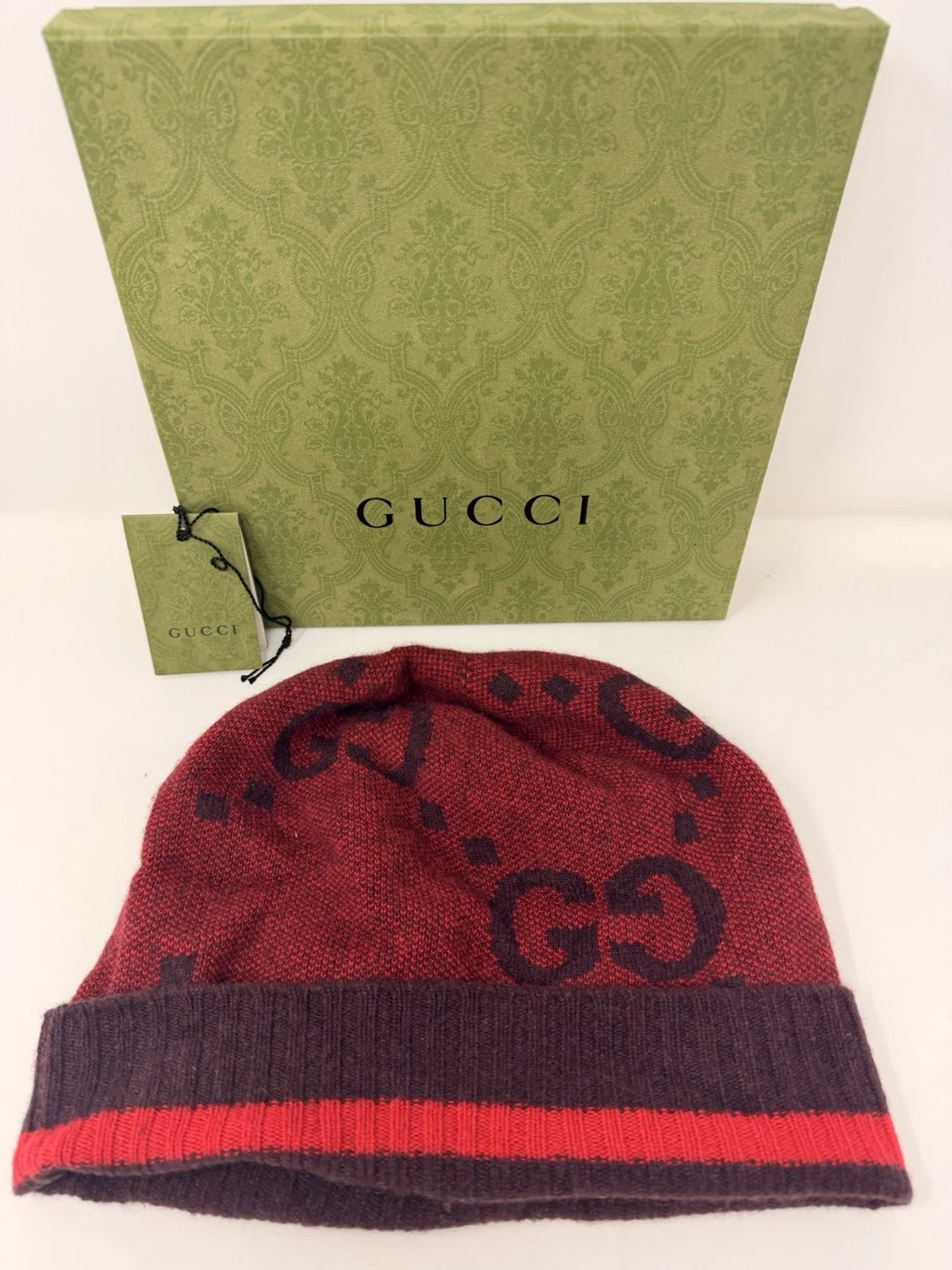 Gucci Red Cashmere GG Monogram Beanie Hat Size M Medium