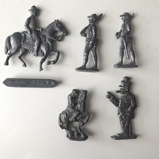 5 Vintage Toy Unpainted Lead Soldiers Figures