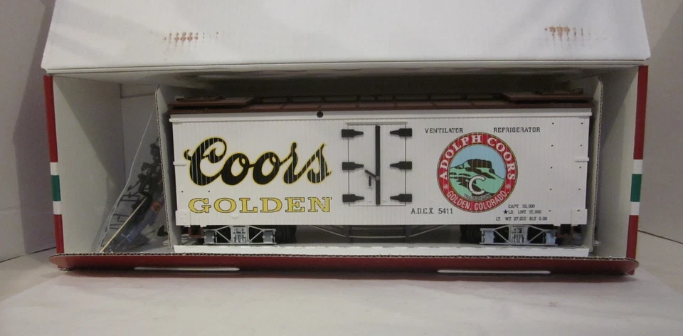 LGB 43720: Depot G Hobbies Ltd. Ed. COORS GOLDEN Beer Reefer NIB w/Sleeve - Image 2 of 4