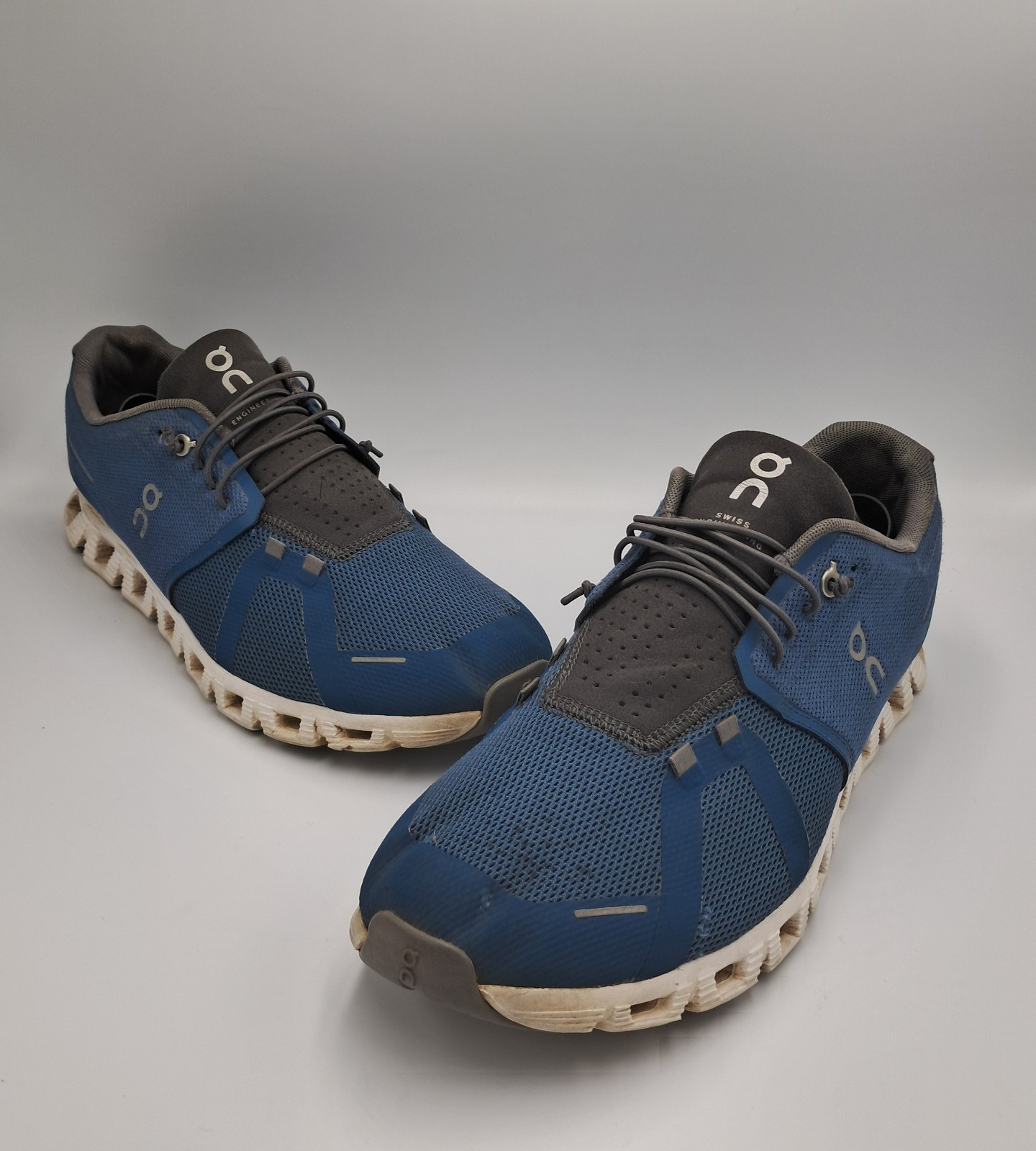 Size 12 - On Running Cloud 5 Stellar Eclipse - 59… - image 1