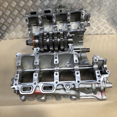 2020 BMW K67 S1000RR CRANK CASE ENGINE BLOCK BOTTOM 8353890 