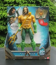 aquaman trident strike figure
