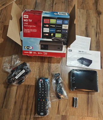 WD TV Live Streaming Media Player WDBHG70000NBK-HESN   NEW in original box