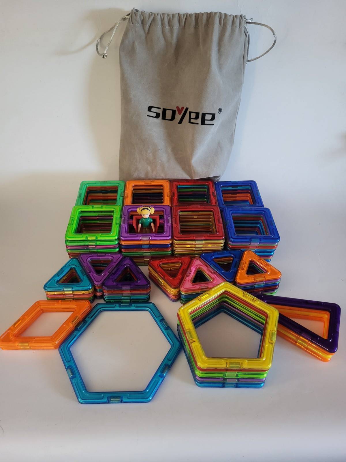 Magna Tiles Lot 100+ Pieces Magnetic Shapes Building Toys Squa...