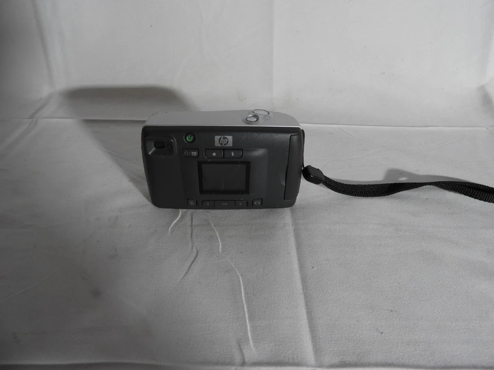 HP Photosmart 320 2.1MP Digital Camera — Tested & Working - Image 3 of 4