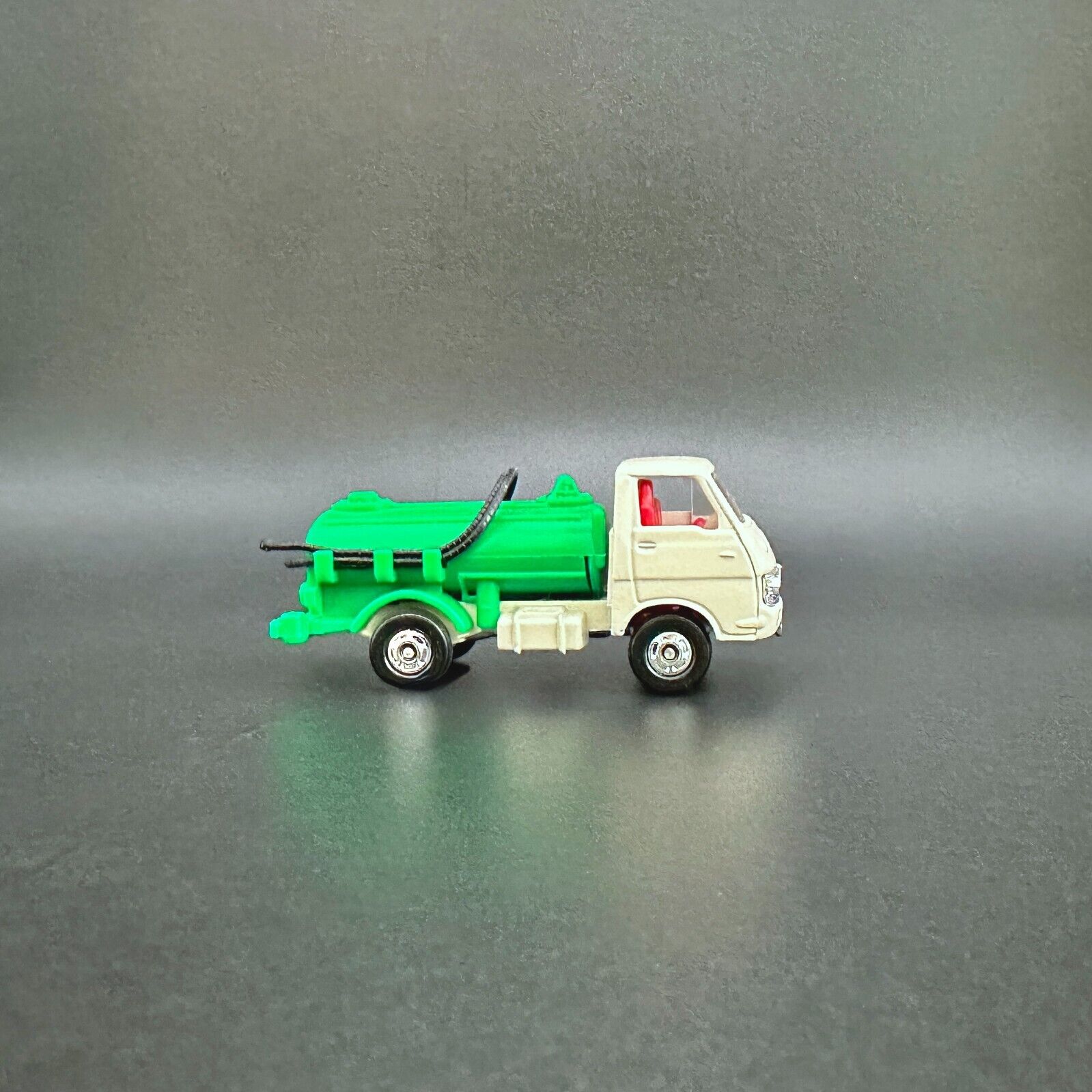 Picture 3 of 7