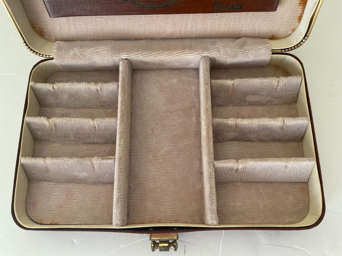 VINTAGE SHIELDS MENS BROWN LEATHER CASE JEWELRY BOX WITH VINTAGE SHIELDS MENS BROWN LEATHER CASE JEWELRY BOX WITH