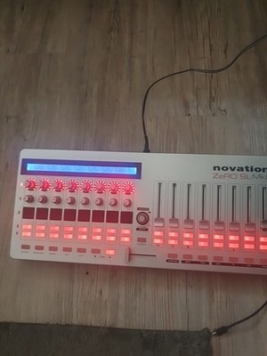Novation ZeroSL MKII MIDI-Controller, USB-DAW-Controller