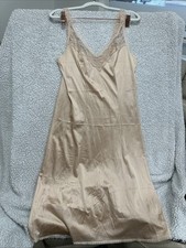 Maidenform Sweet Nothings Vintage Silky Soft Satin Full Slip 34 Med Beige Retro