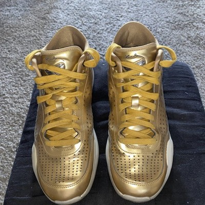 ナイキ コービー シューズ ゴールド Nike Kobe Bryant 10 EXT Mid Sneakers Liquid Gold Metallic Mens Sz