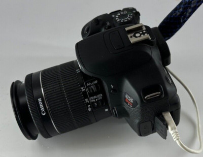 Canon EOS Rebel T5i With Case And Accessories Bundle