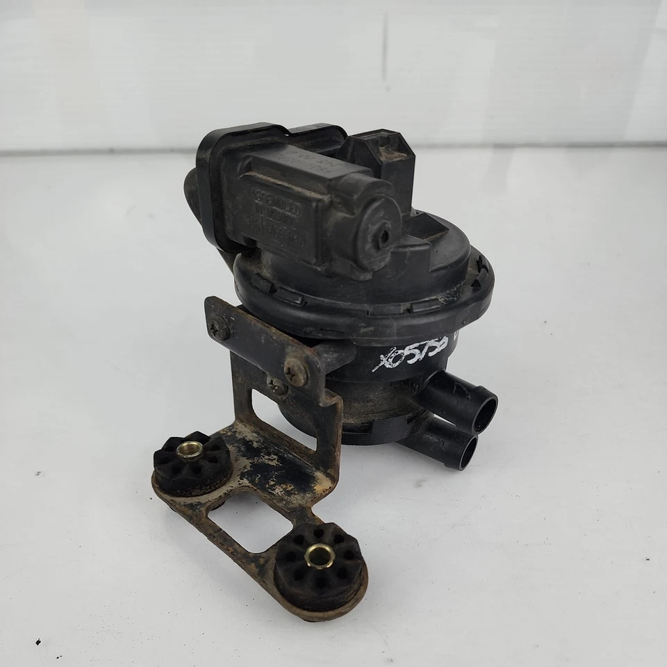 Bomba de inyección trasera válvula reguladora Bentley Arnage 2000 2001 compatible con bomba de inyección PB21405PD fabricante original Foto 2 de 4