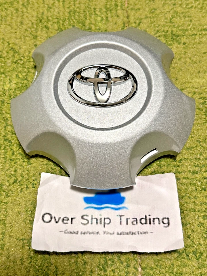 Toyota Genuine Land Cruiser LC200 Wheel Center Hub Cap 4 Piece Set OEM JDM Foto 4 de 4