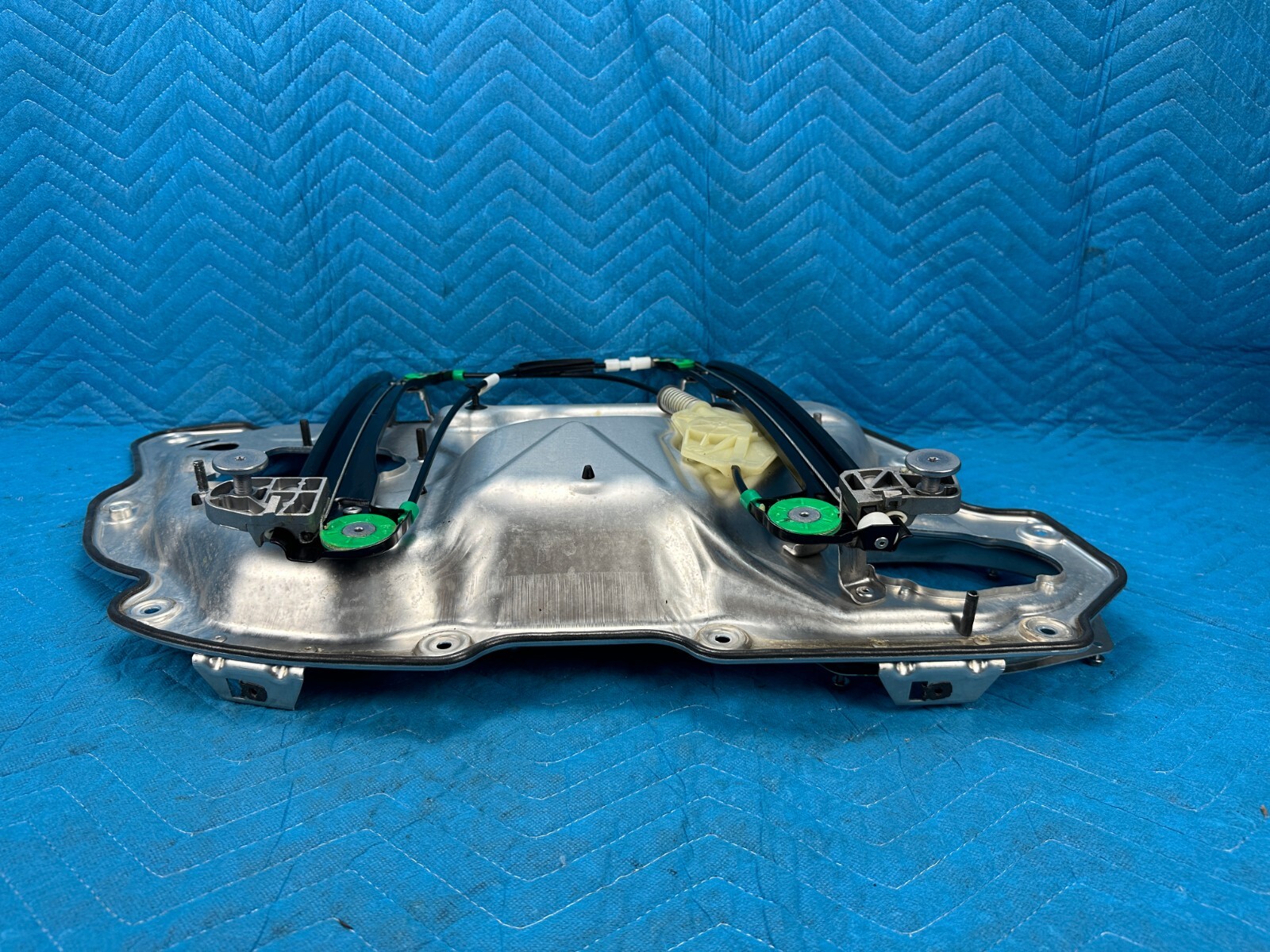 Bentley Flying Spur Rear Passenger Door Window Regulator w/Carrier 2006-2012 OEM