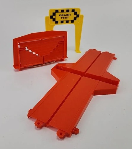 Ideal Motorific Torture Track Parts: Brick Wall, Crash Test Sign, & Track