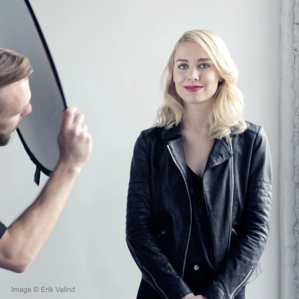 Rogue Reflector - 32” Super Soft Silver / Natural White - Image 3 of 4