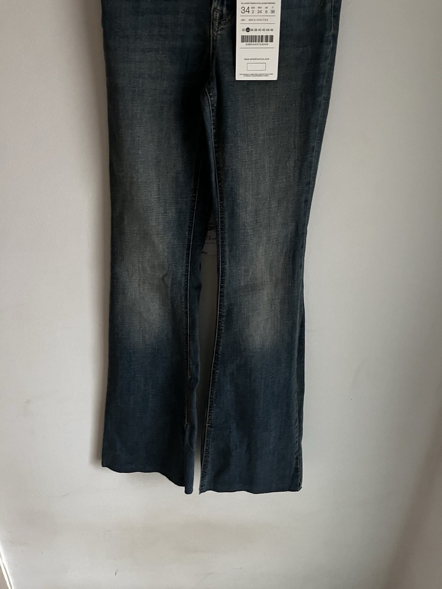 stradivarius jeans Size 6, D74 Flare Split, New, Tags, Blue