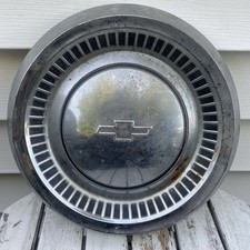 Vintage 60s 70s Chevrolet 10.5 Hub Cap Used Rough Condition 1