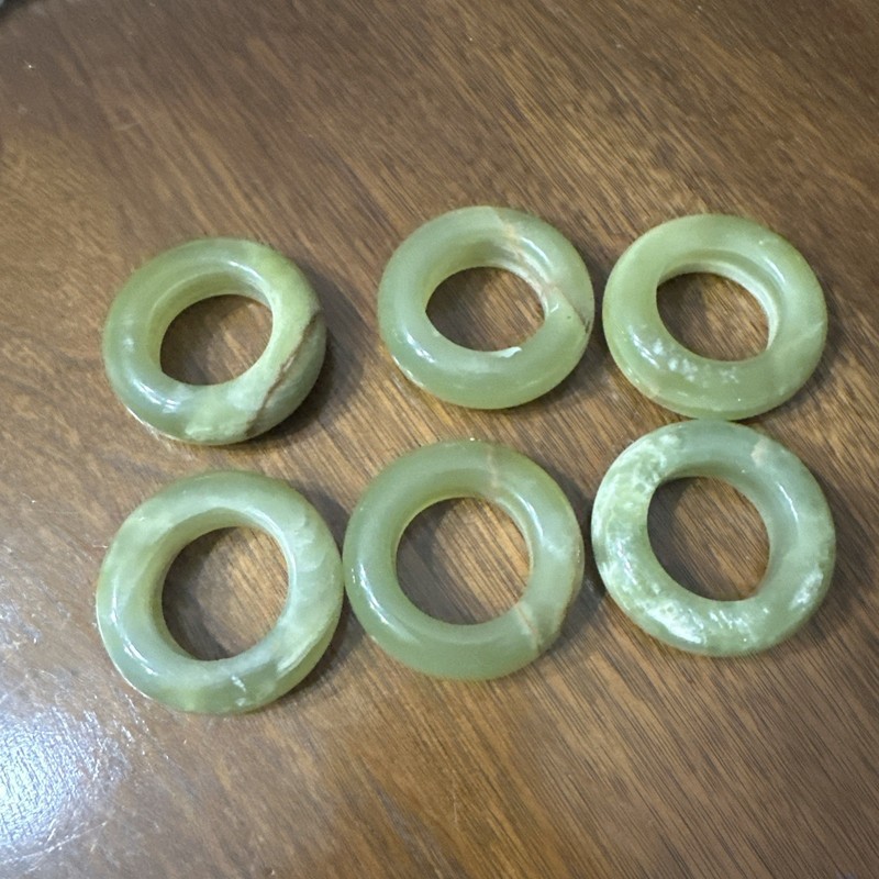 Vintage Set Of 6 Natural Green Onyx Marble Mid-Century Napkin Rings