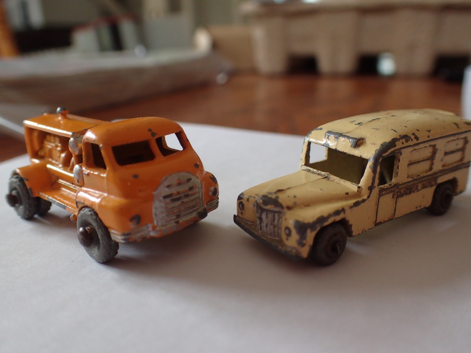 Matchbox 14b, Daimler Ambulance - Free Price Guide & Review
