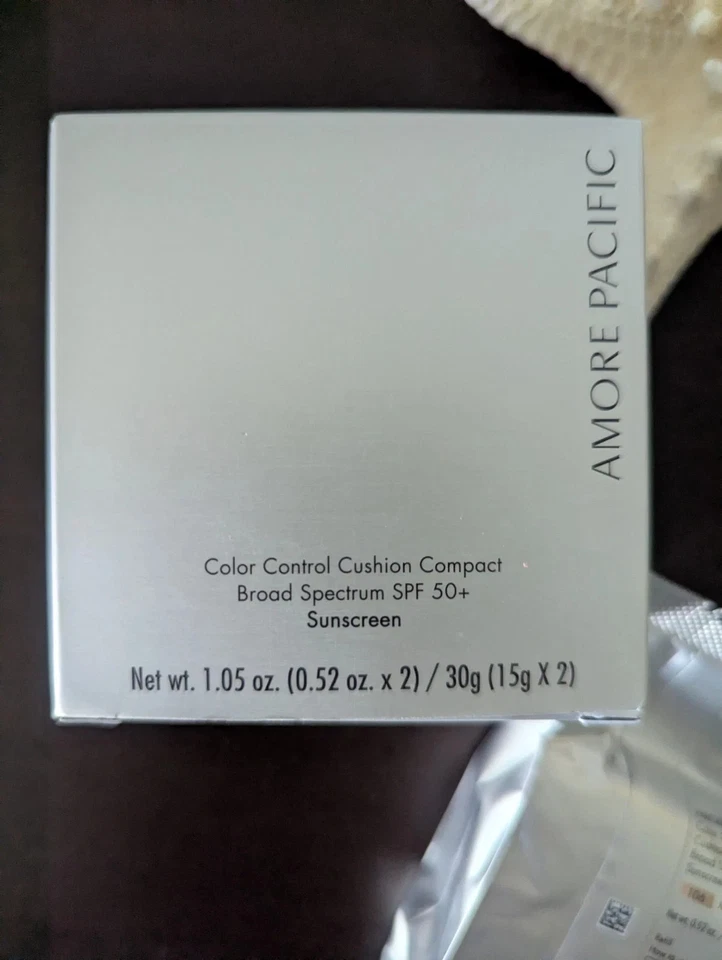 AmorePacific Color Control Cushion Compact SPF50+ 106 Medium (Pink) + Refill NIB - Image 4 of 4