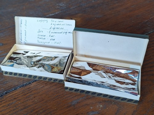 Vintage soviet Ukrainian cigarettes Surprise - Retro USSR cigarettes box, empty - Picture 5 of 5