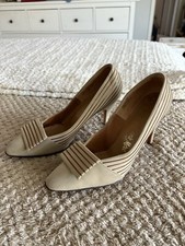 Vintage Frank More Tan And Brown 1960 s Patent Suede Pumps Size 6 1/2 M