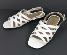 Mark Lemp Classics Walking Cradles white strappy flat sandals ladies womens 11 W
