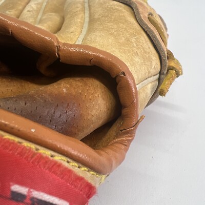 Rawlings Glove11 Right Hand Throw Edge-U-Cated Heel Arch Fastback