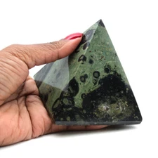 Kambamba Jasper Pyramid 550gr 80mm from Madagascar