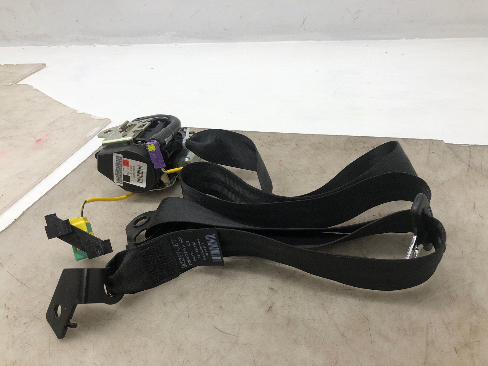 2006-2012 BENTLEY CONTINENTAL OEM LEFT REAR SEAT BELT RETRACTOR 3W5857805