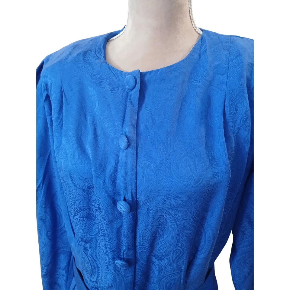 Винтажное женское шелковое миди-платье Adrianna Papell с узором пейсли на пуговицах спереди подпоясанное 14 - Изображение 2 из 4