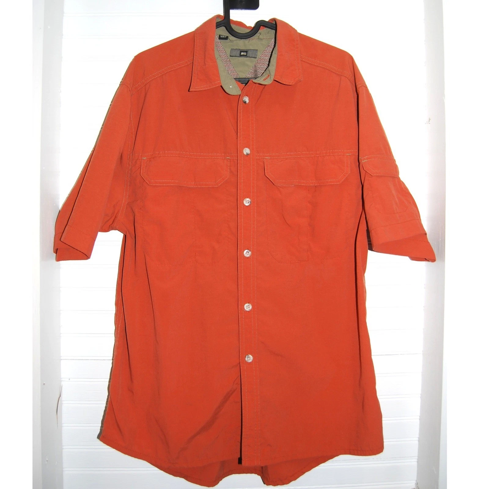 REI Fishing Shirt Small Nylon Short Sleeve Button Up Vented Hiking Camping Top