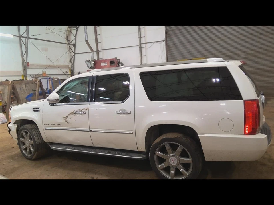 Driver Left Sun Visor Illuminated Fits 07-14 ESCALADE 6855989 Foto 3 de 4