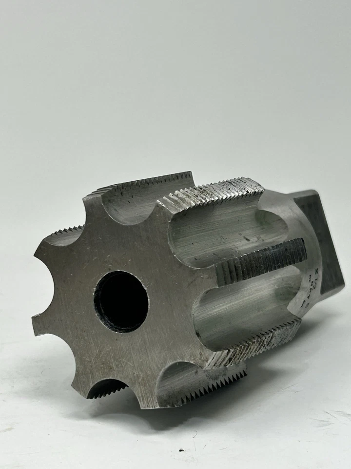 Greenfield 8 Flute Tapered Pipe Tap 2-1/2” 8 NPT 🇺🇸 - Image 4 of 4