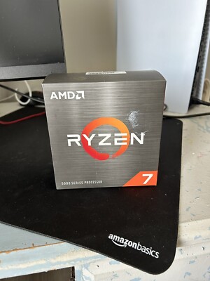 AMD Ryzen 5 2400g Desktop Processor (4.6GHz, 6 Cores, Socket AM4)[NOT A RYZEN 7]