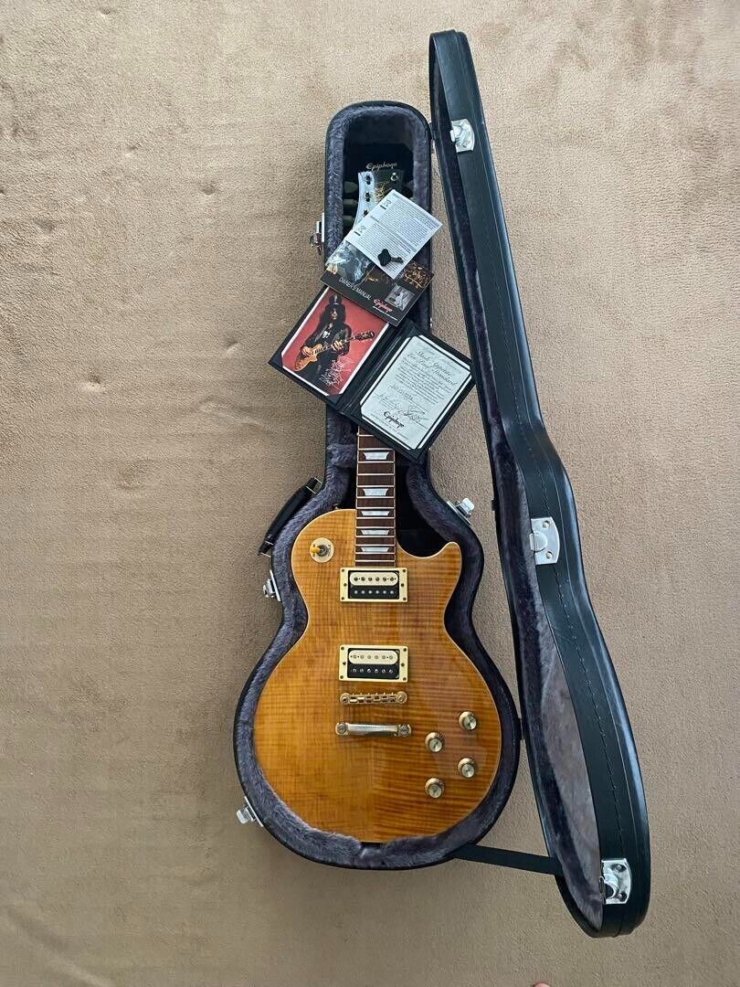 Epiphone Les Paul Slash Signature Electric Guitar - Used Epiphone Les Paul Slash Signature Electric Guitar - Used